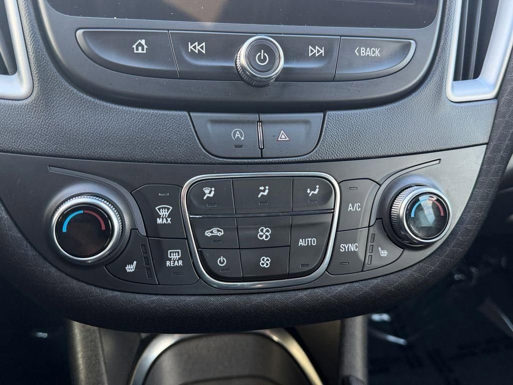 Used 2023 Chevrolet Malibu LT w/ Redline Edition image 18