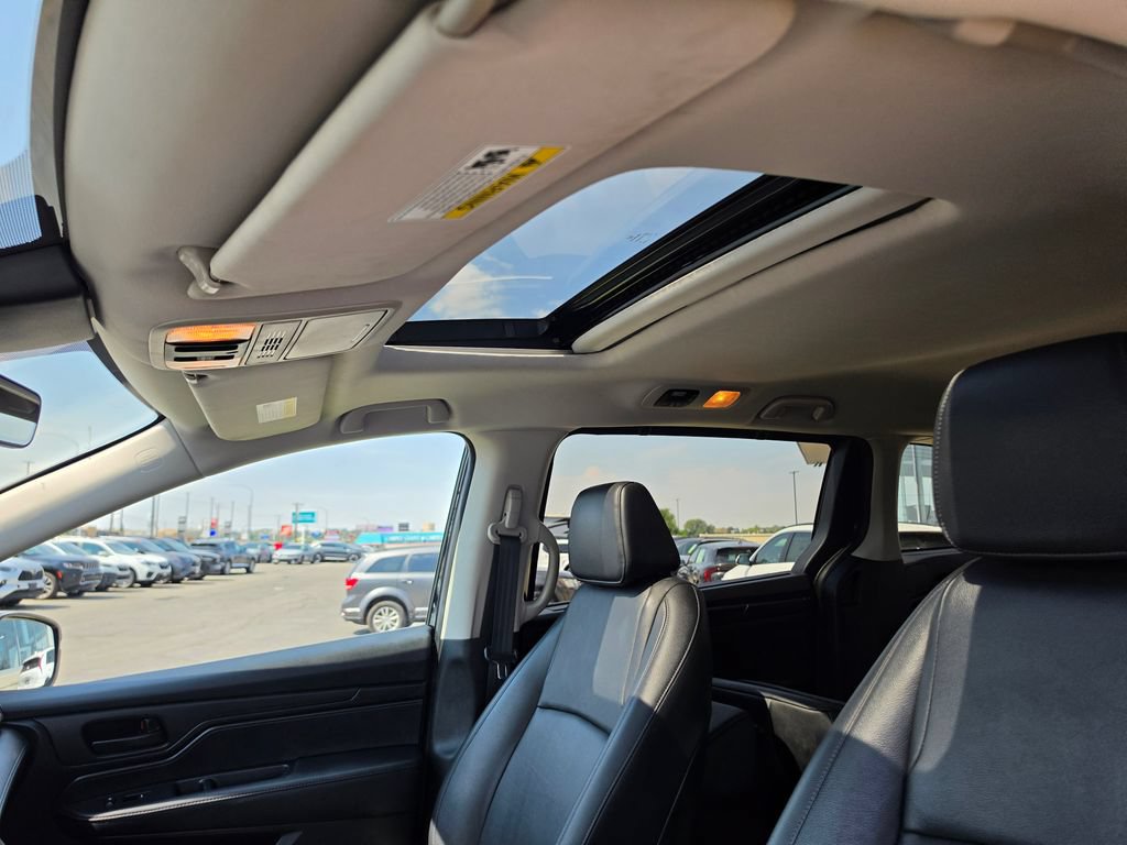 Used 2025 Honda Odyssey EX-L image 9