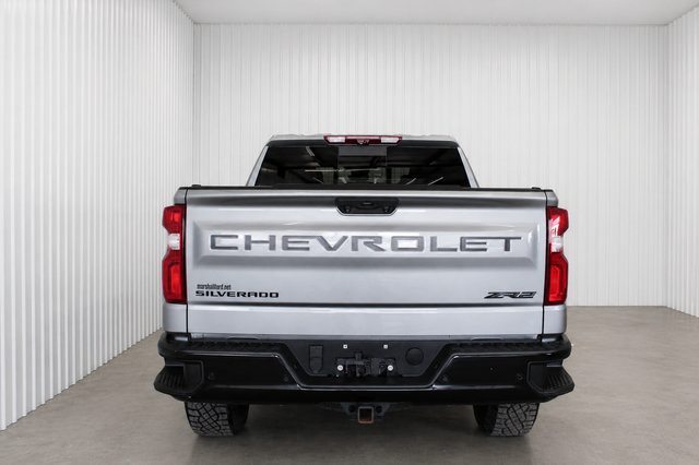 Used 2023 Chevrolet Silverado 1500 ZR2 w/ Technology Package AWD/4WD image 5