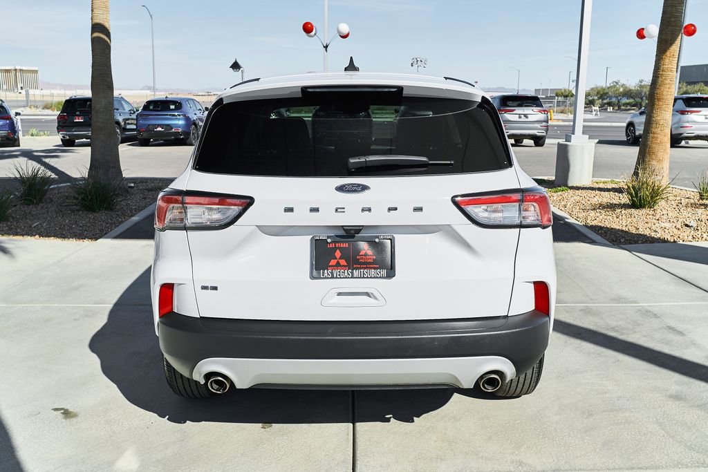 Used 2022 Ford Escape SE FWD image 7