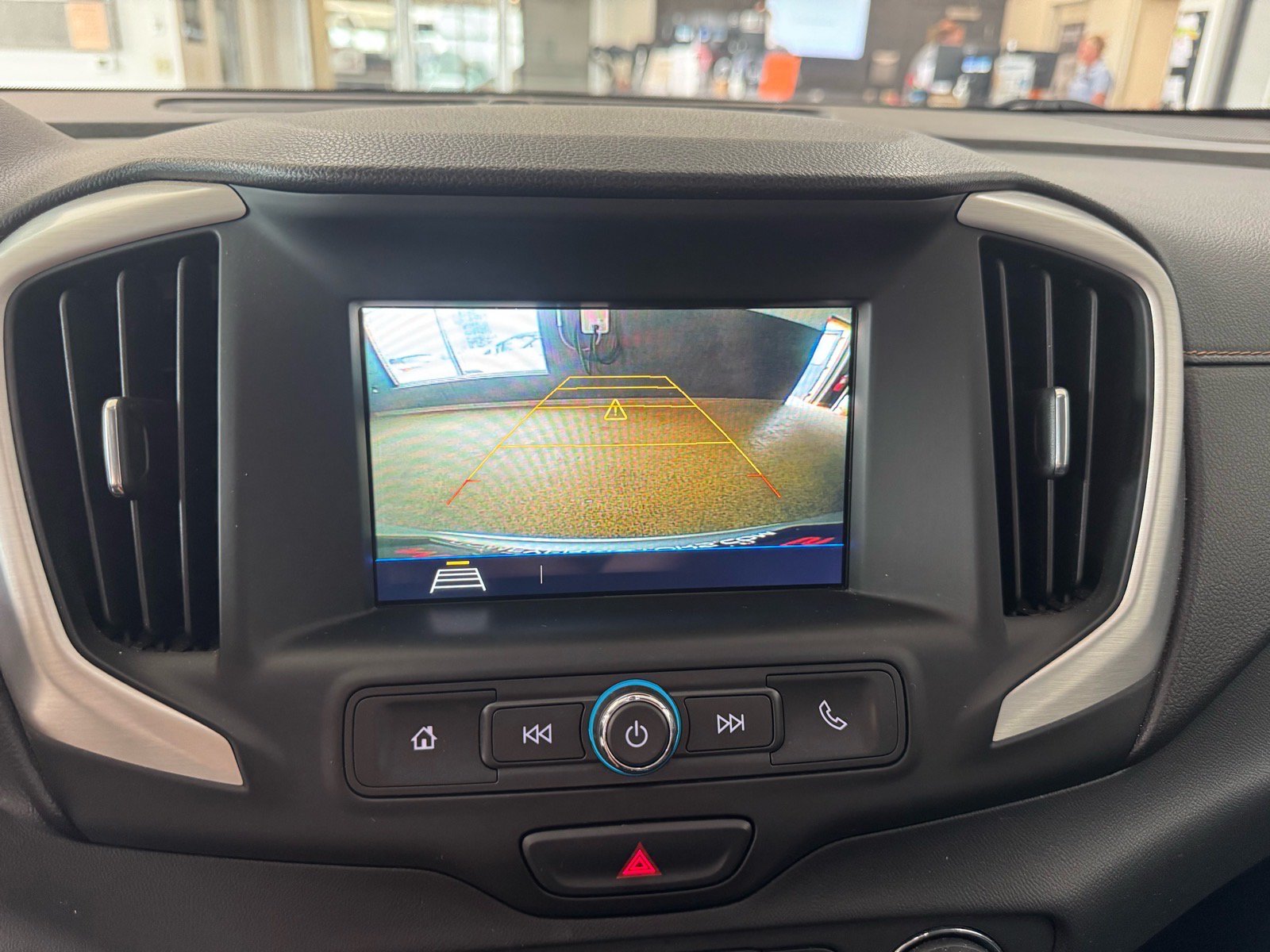 Used 2018 GMC Terrain SLE w/ Driver Convenience Package AWD/4WD image 25
