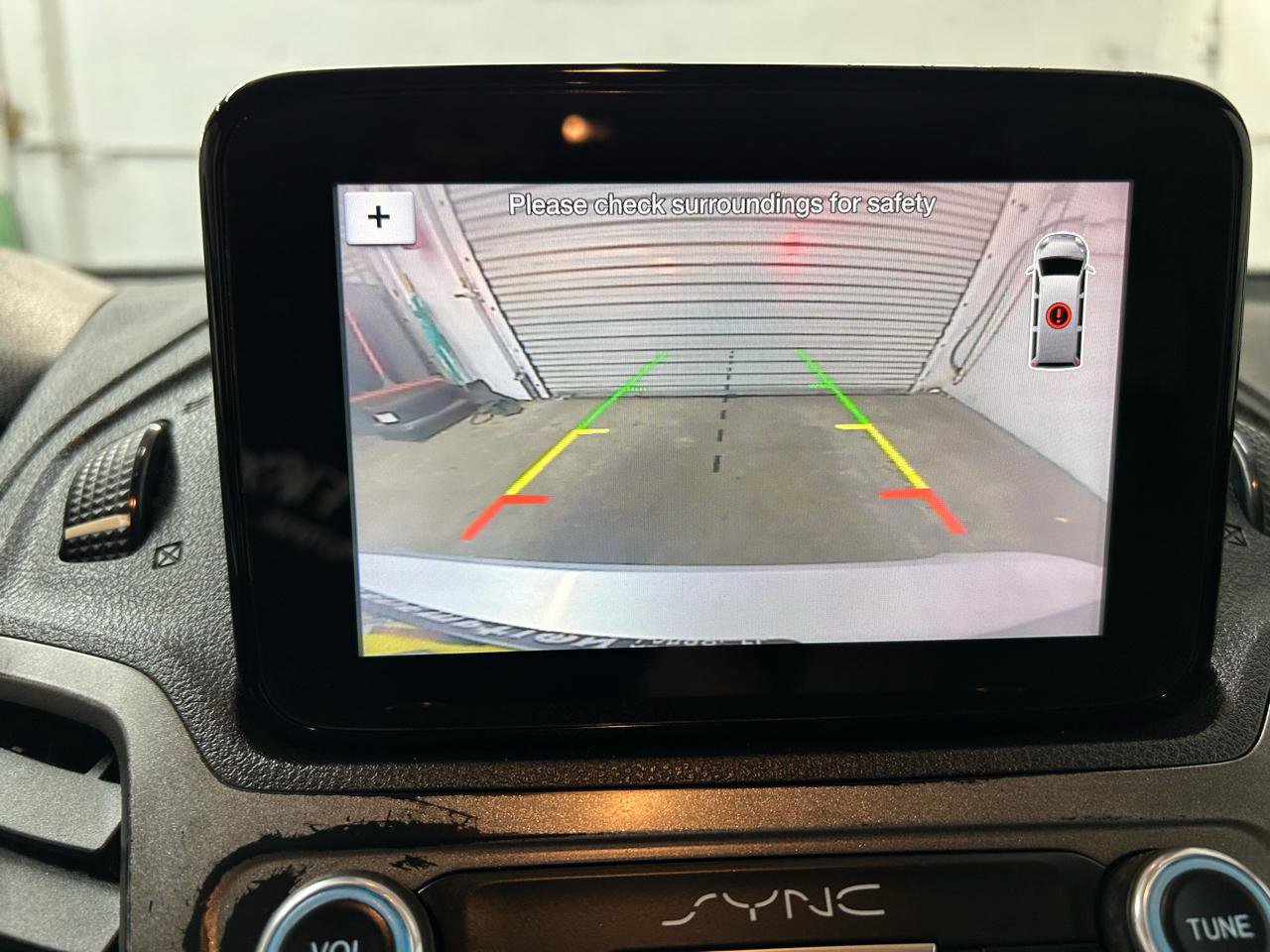 Used 2019 Ford Transit Connect XLT image 24