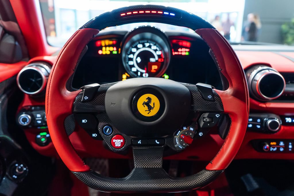 Used 2022 Ferrari 812 Competizione image 5