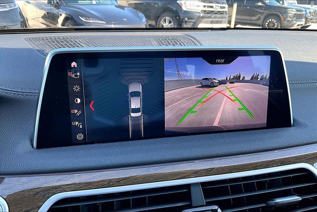 Used 2019 BMW 740i w/ M Sport Package image 14