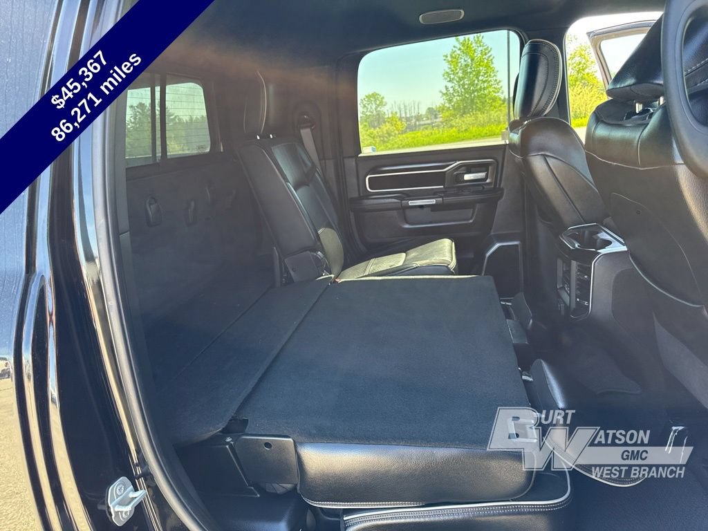 Used 2019 RAM 2500 Laramie w/ Black Appearance Package AWD/4WD image 40