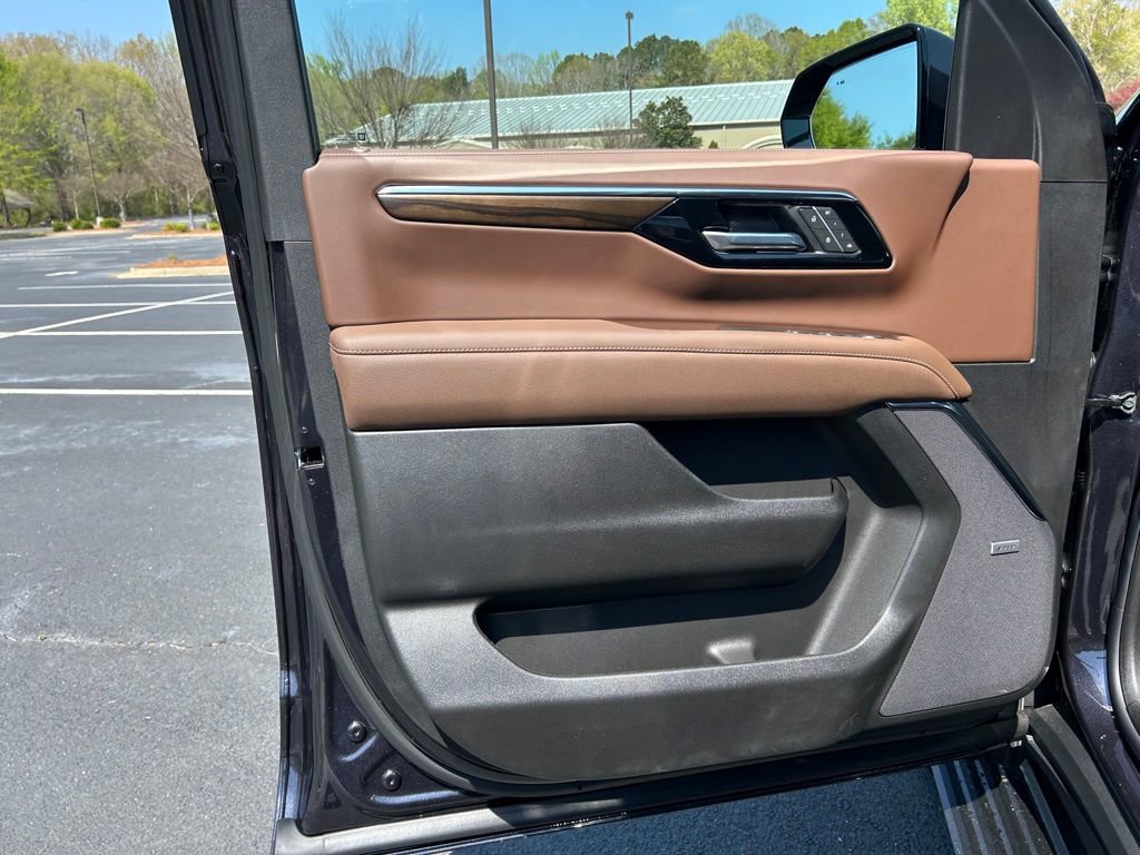 New 2026 Chevrolet Suburban High Country image 58