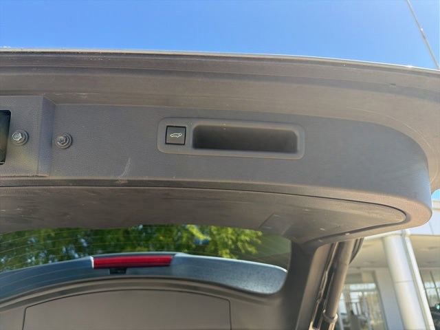 Used 2023 Toyota Highlander XLE image 28