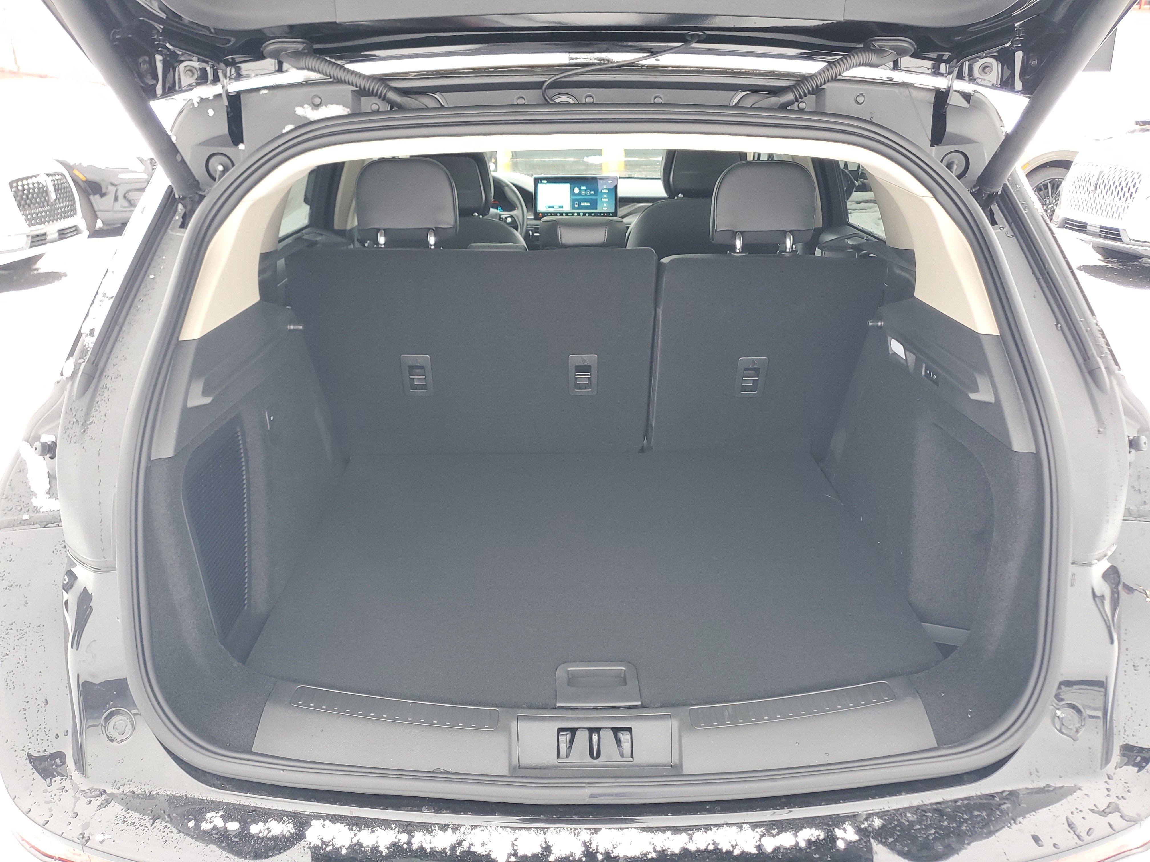 New 2026 Lincoln Corsair Grand Touring image 30