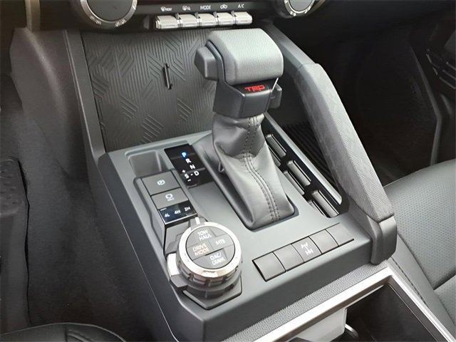 Used 2025 Toyota Tacoma SR5 image 19