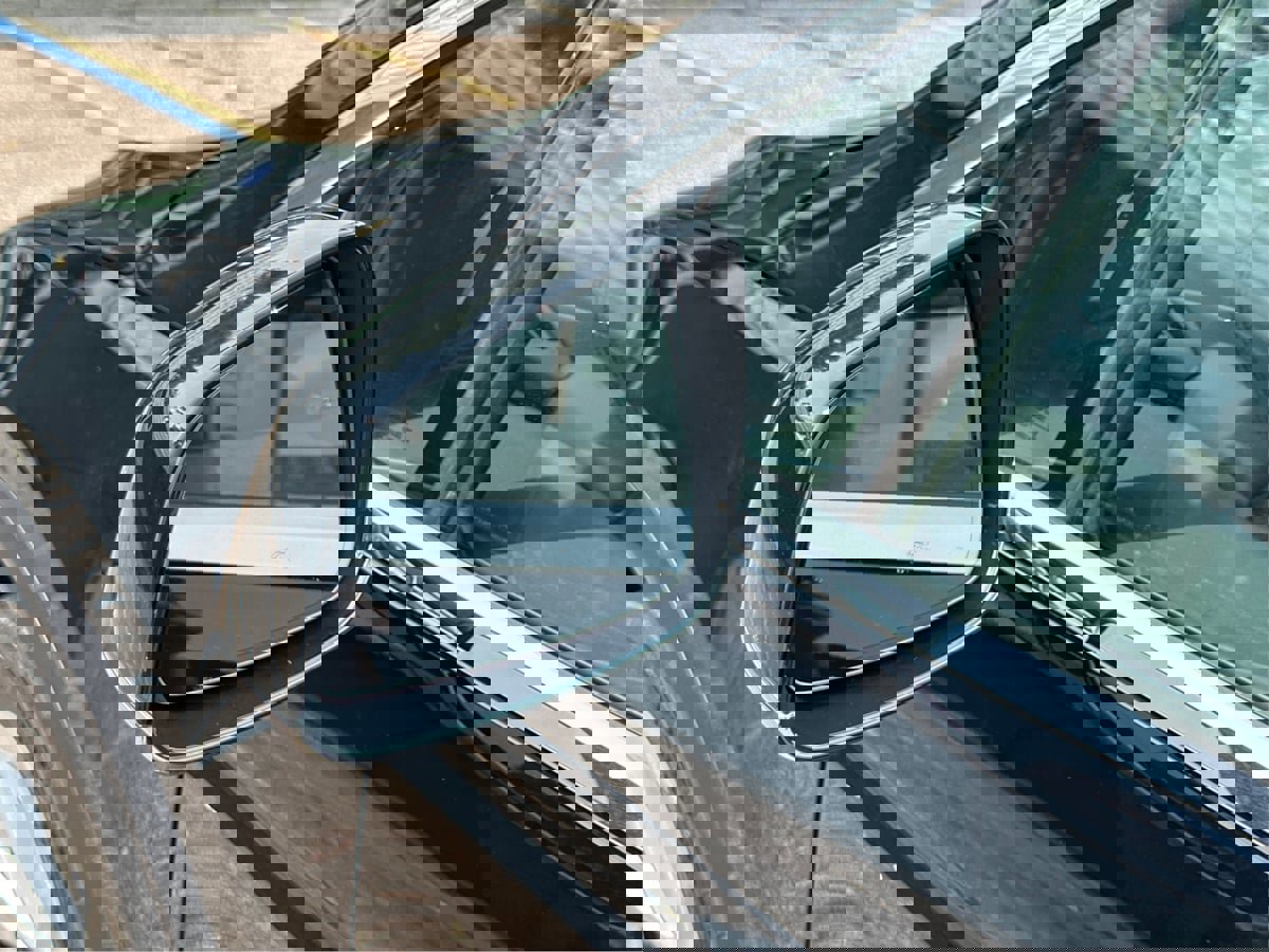 Used 2020 Tesla Model X Long Range image 28