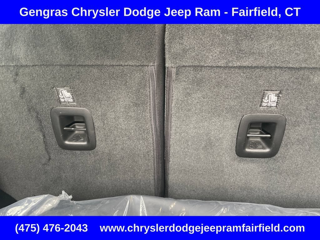 Certified 2025 Jeep Wrangler Unlimited Sahara w/ Safety Group AWD/4WD image 28