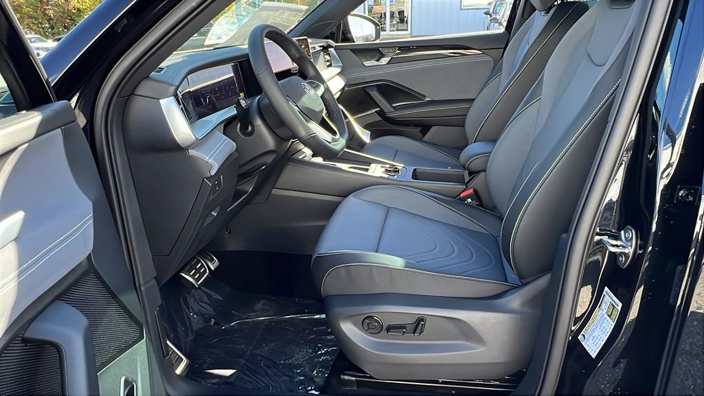 New 2026 Volkswagen Tiguan SE R-Line image 15
