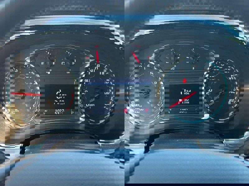 Used 2022 Chevrolet Traverse LT image 20