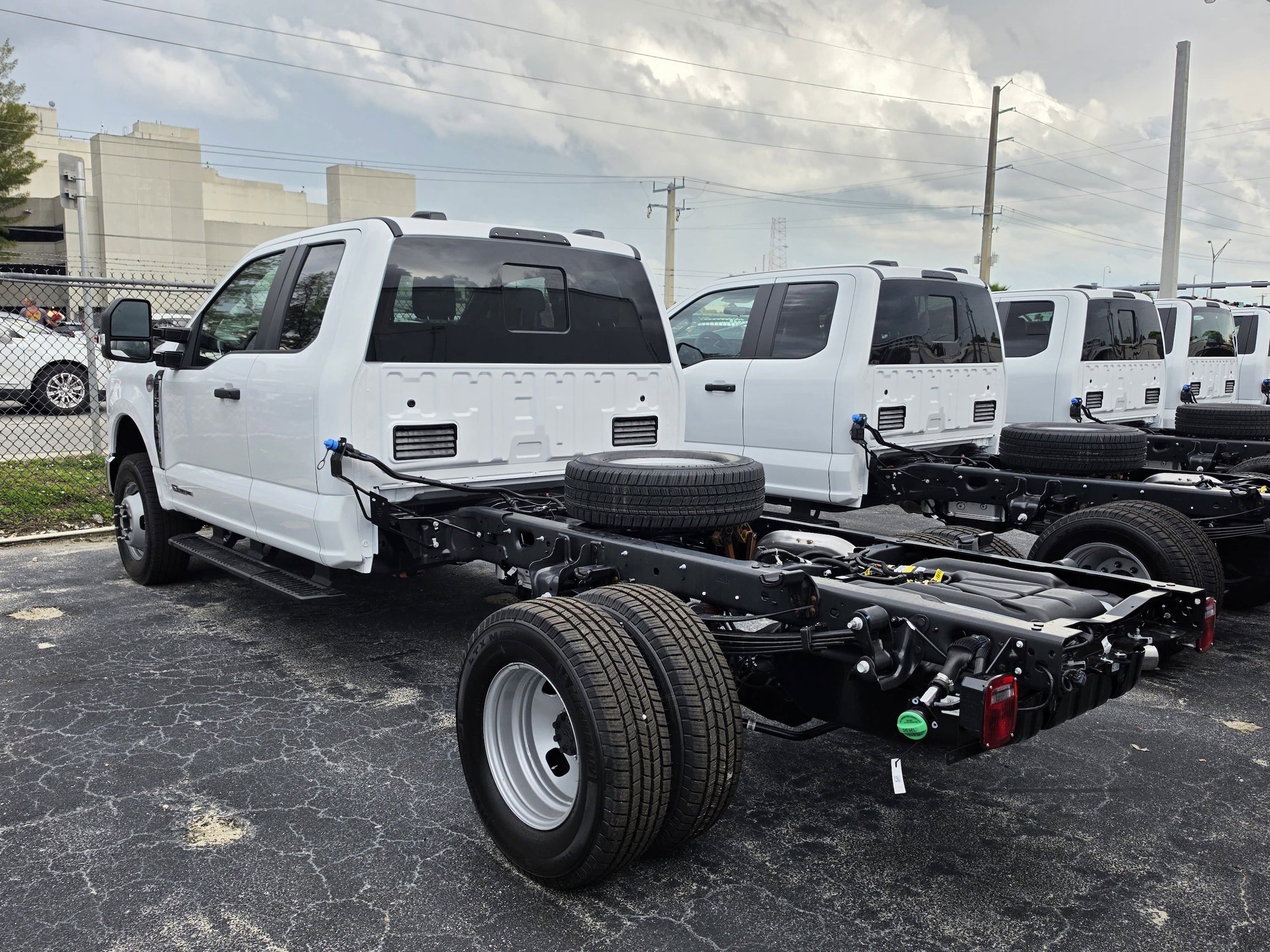 New 2026 Ford F350 XL w/ XL Chrome Package AWD/4WD image 31