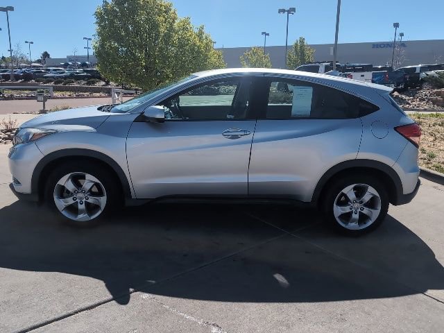 Used 2016 Honda HR-V LX image 4