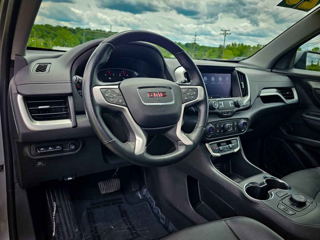 Used 2023 GMC Terrain SLT w/ Tech Package AWD/4WD image 15