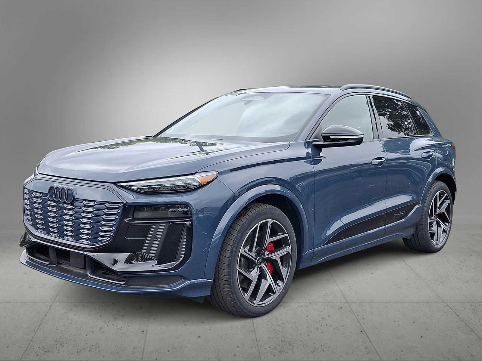 New 2025 Audi SQ6 e-tron Prestige