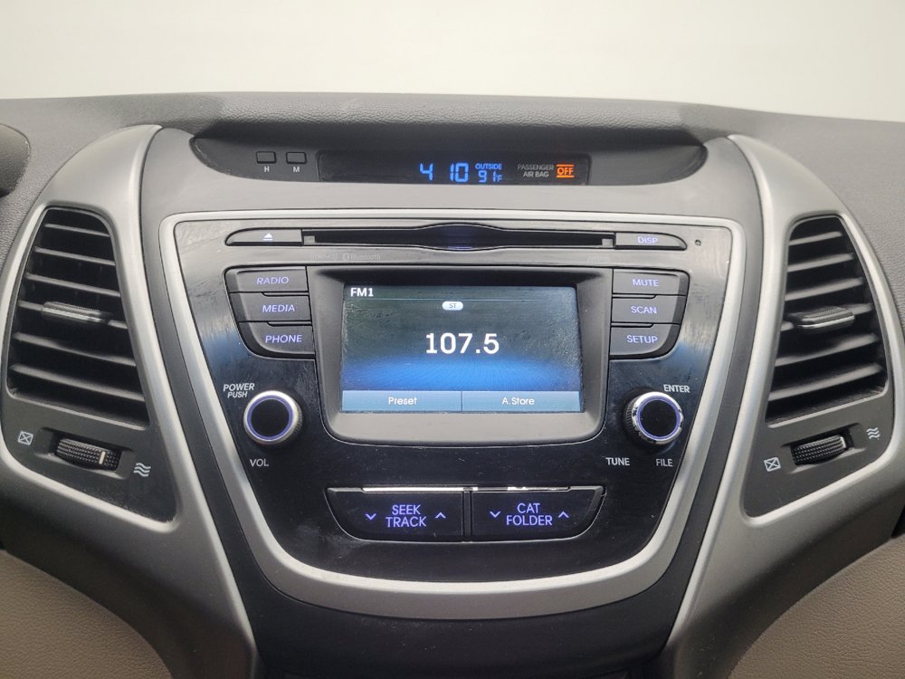 Used 2014 Hyundai Elantra SE w/ Option Group 02 FWD image 25