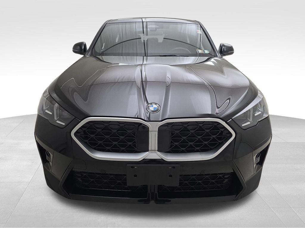 Certified 2025 BMW X2 xDrive28i w/ M Sport Package AWD/4WD image 4