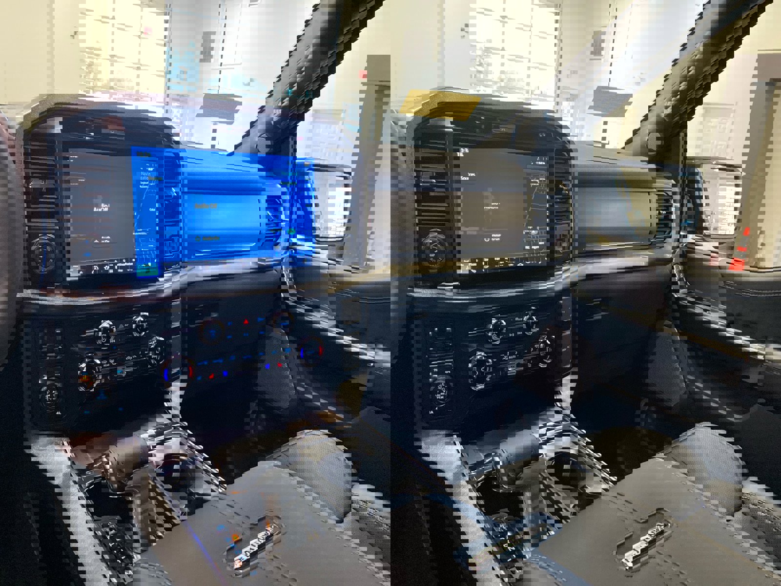 New 2025 Ford F150 Platinum image 13