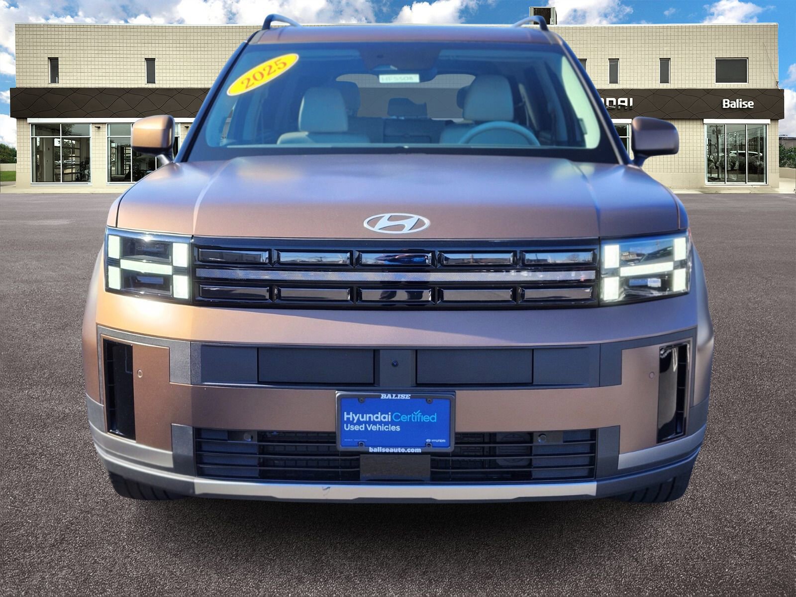 Used 2025 Hyundai Santa Fe Limited image 8