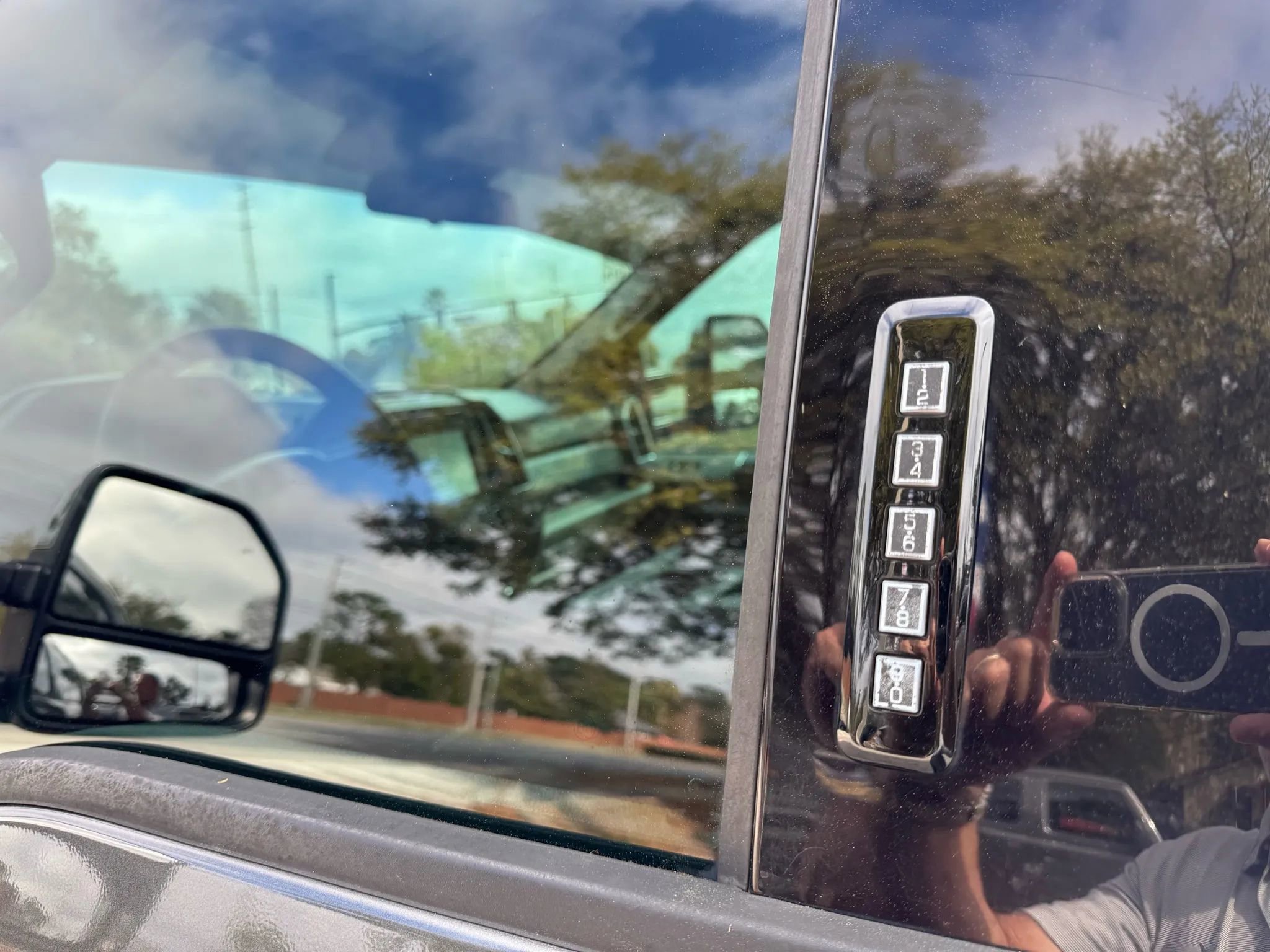 Used 2018 Ford F250 XLT w/ XLT Premium Package image 33