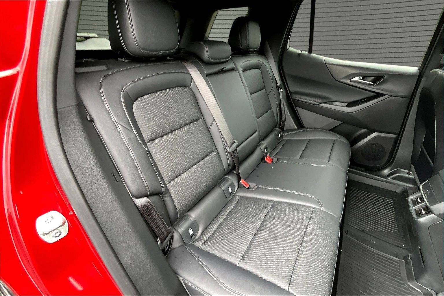 Used 2026 Chevrolet Equinox LT w/ Convenience Package II AWD/4WD image 16
