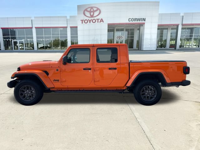 Used 2025 Jeep Gladiator Sport AWD/4WD video 2