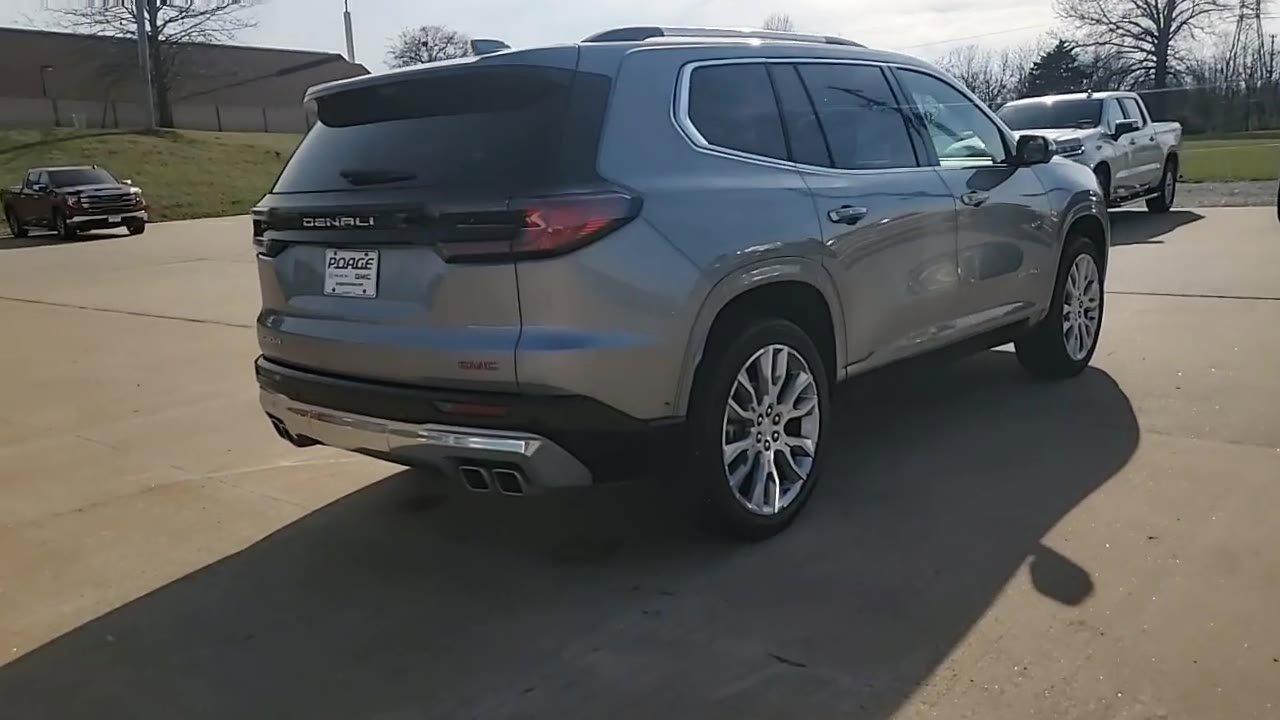 Used 2024 GMC Acadia Denali w/ Super Cruise Package image 8