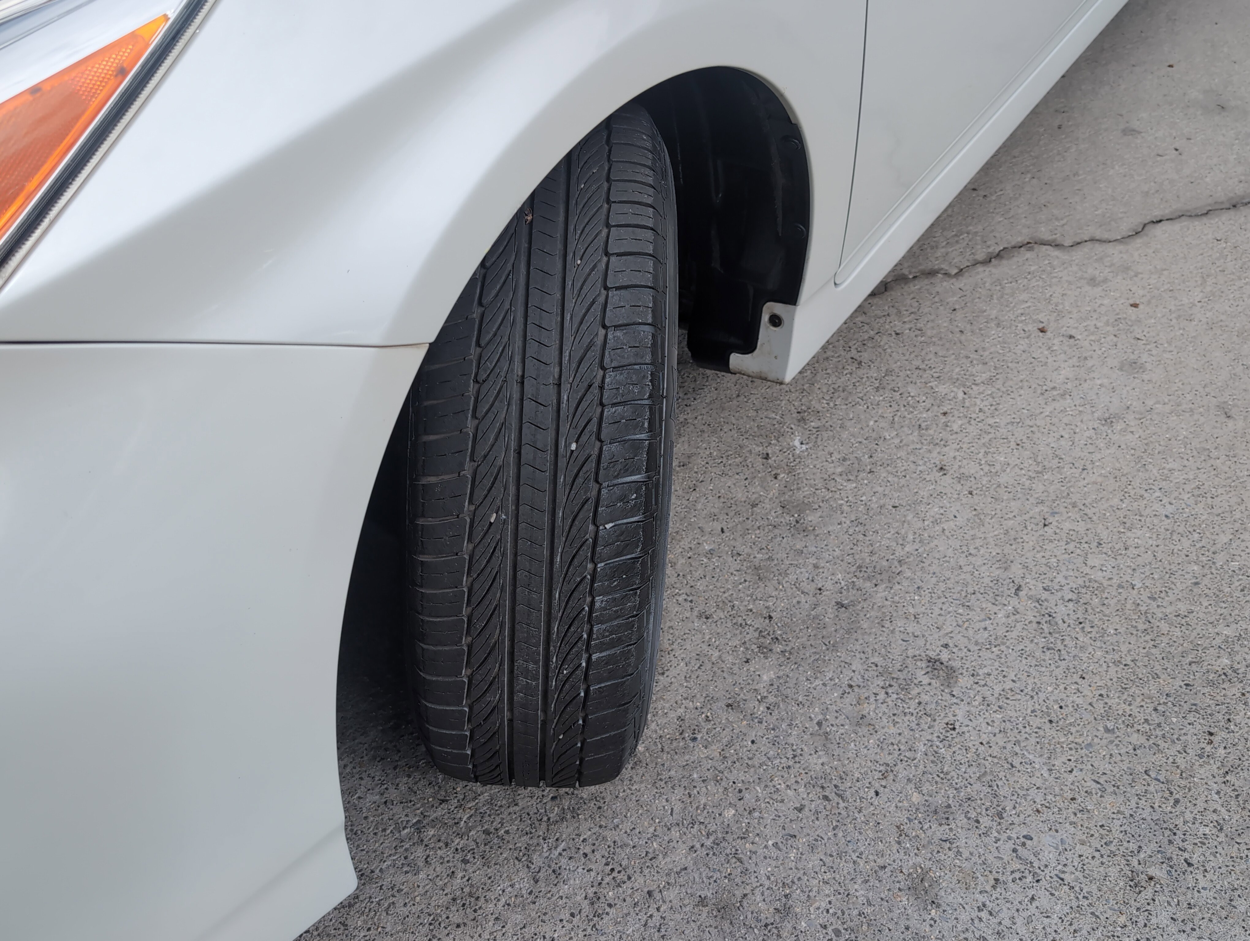 Used 2014 Toyota Prius Three w/ Solar Roof Package image 12