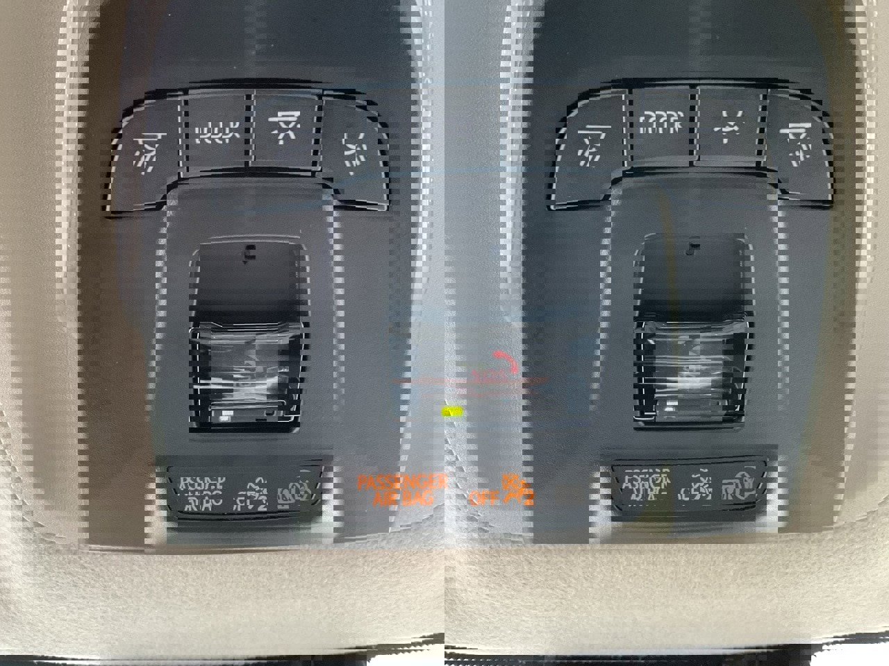 Used 2025 Toyota Corolla LE image 26