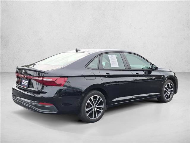 Used 2025 Volkswagen Jetta Sport FWD image 5