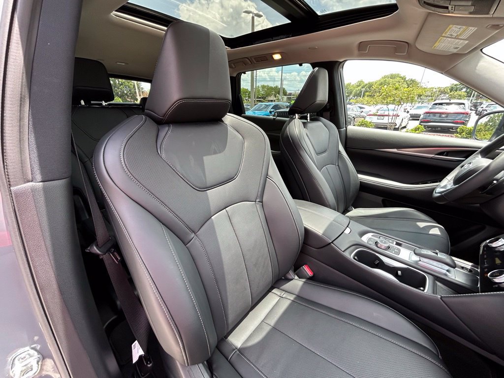 Used 2026 INFINITI QX60 Luxe w/ Cargo Package AWD/4WD image 43