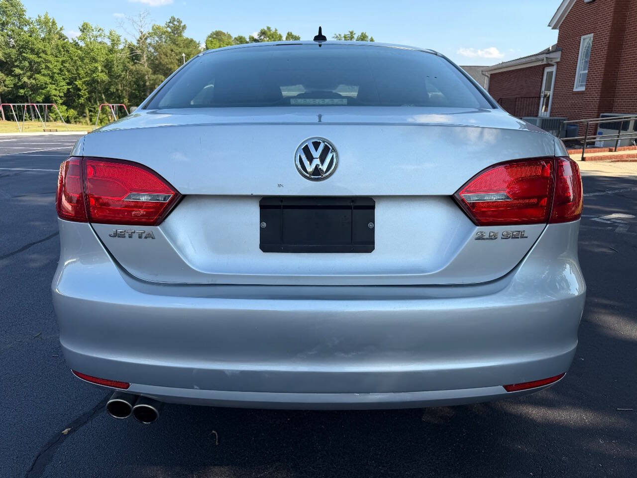 Used 2011 Volkswagen Jetta SEL FWD image 6