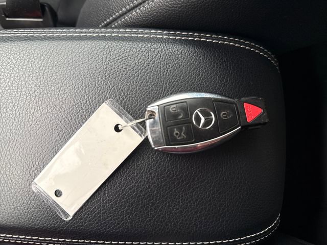 Used 2017 Mercedes-Benz GLA 250 4MATIC image 18