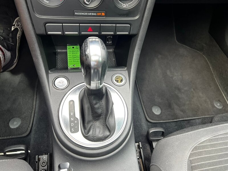 Used 2014 Volkswagen Beetle R-Line FWD image 32