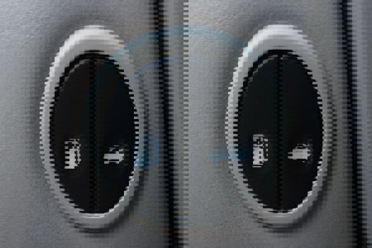 Used 2000 Jaguar XK8 Convertible image 23