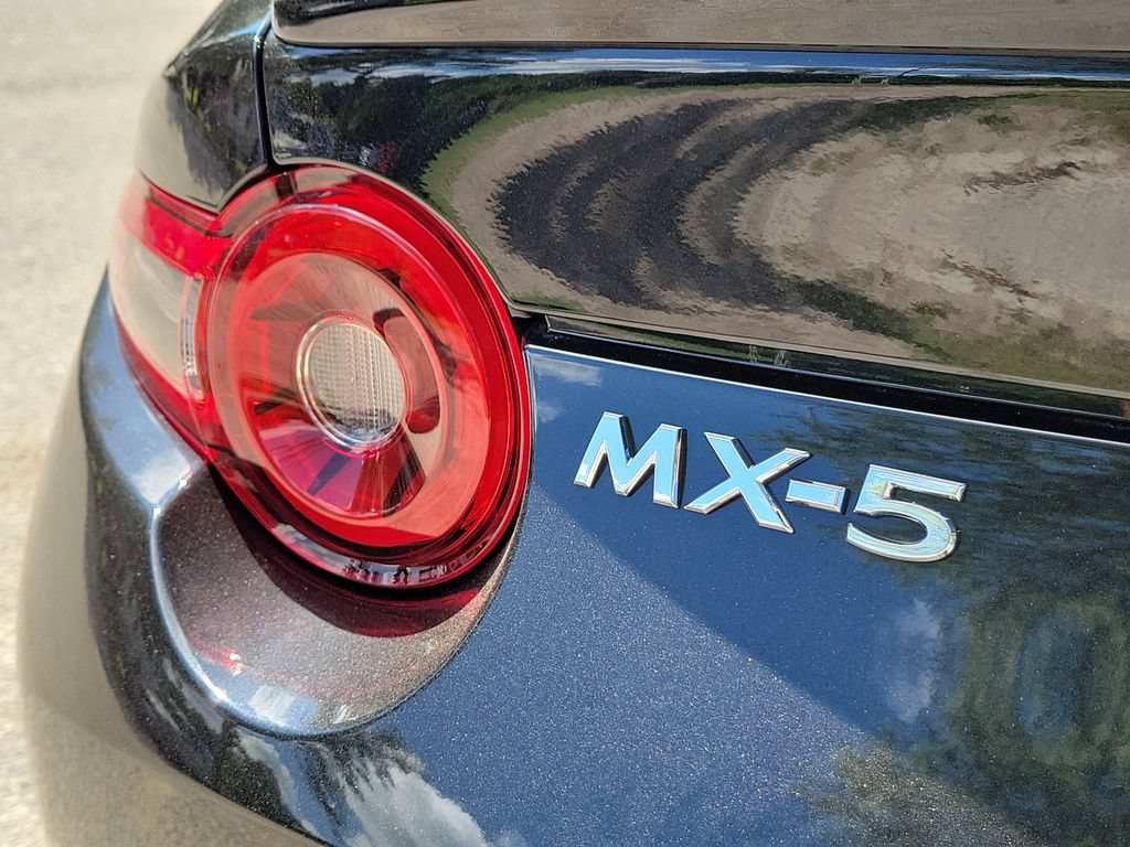 New 2026 MAZDA MX-5 Miata RF Grand Touring RWD image 8