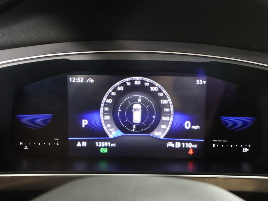 Used 2023 Volkswagen Tiguan SE image 42