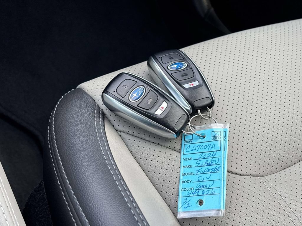 Used 2024 Subaru Forester Limited AWD/4WD image 31