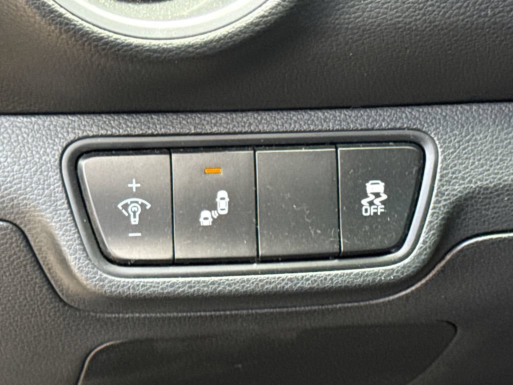 Used 2023 Kia Forte GT-Line w/ GT-Line Premium Package FWD image 19