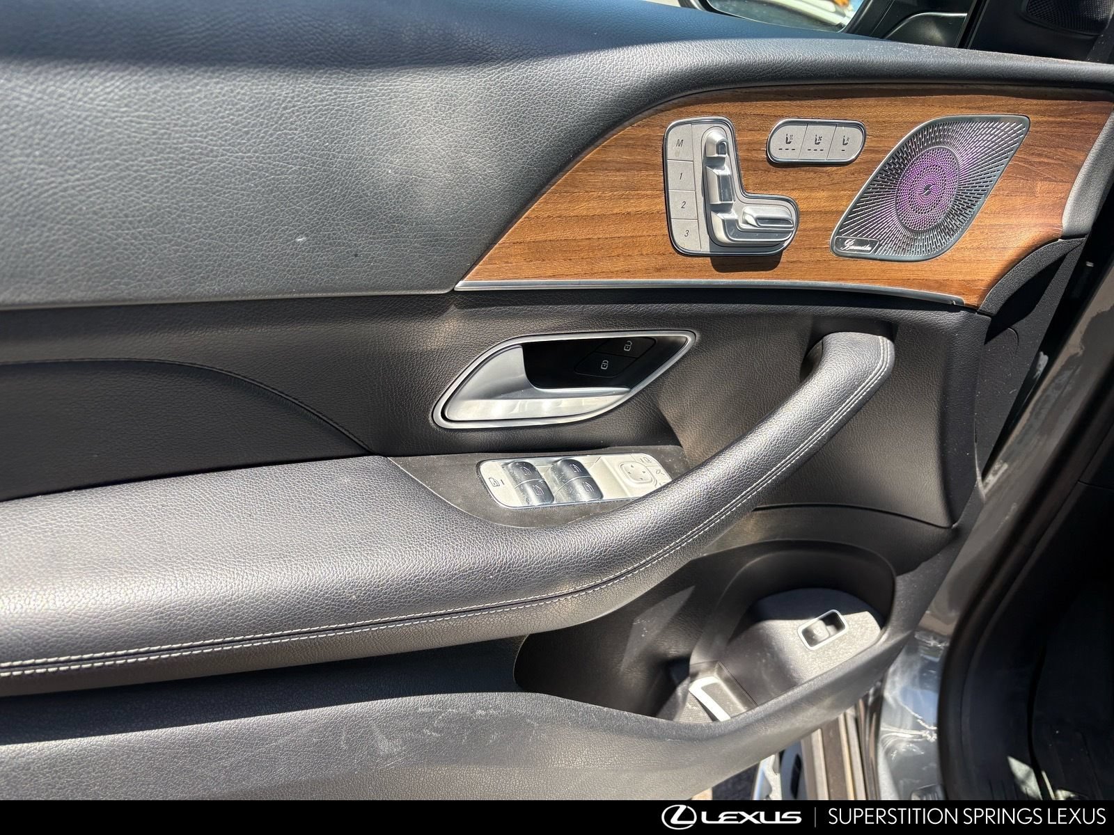 Used 2021 Mercedes-Benz GLS 450 4MATIC image 11