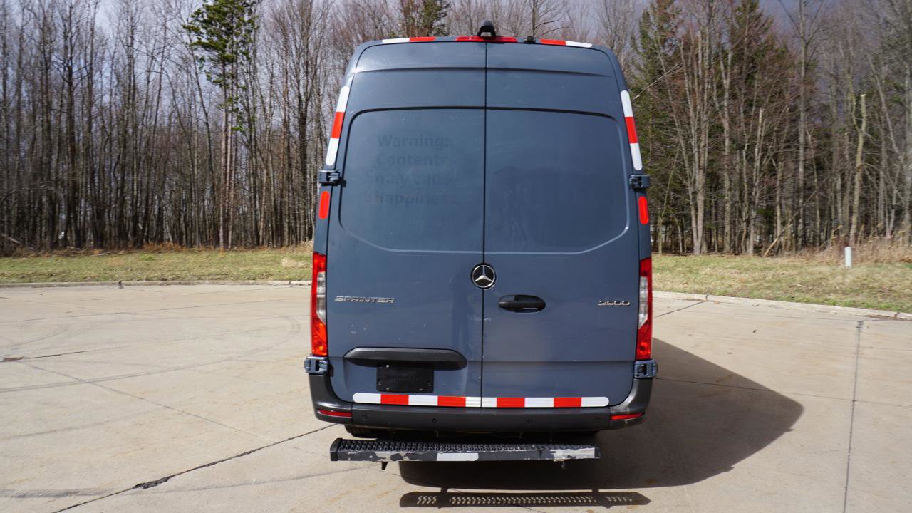 Used 2019 Mercedes-Benz Sprinter 170 image 4