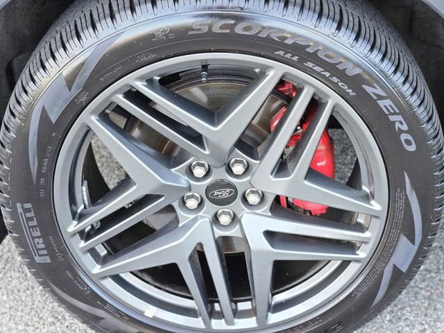 Used 2025 Ford Explorer ST-Line w/ ST-Line Street Pack image 10