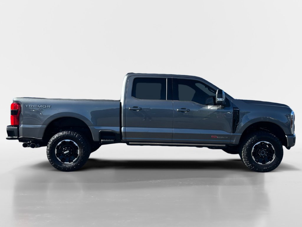 Used 2025 Ford F350 Platinum w/ Tremor Off-Road Package AWD/4WD image 7