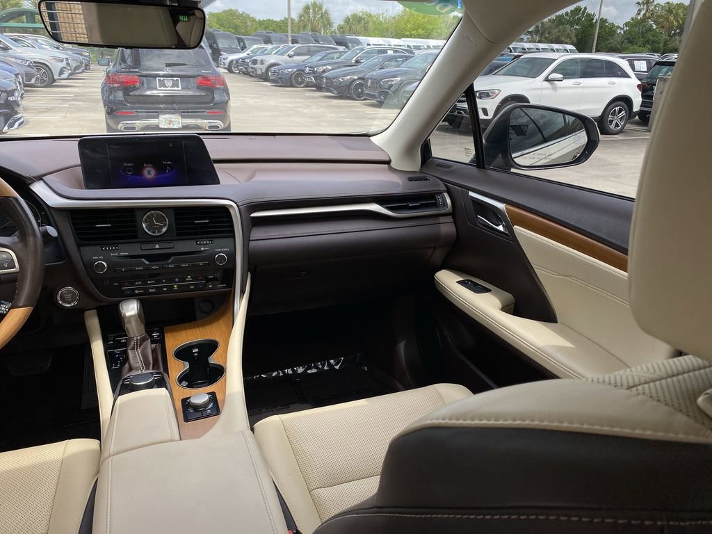 Used 2019 Lexus RX 350 FWD w/ Premium Package image 4