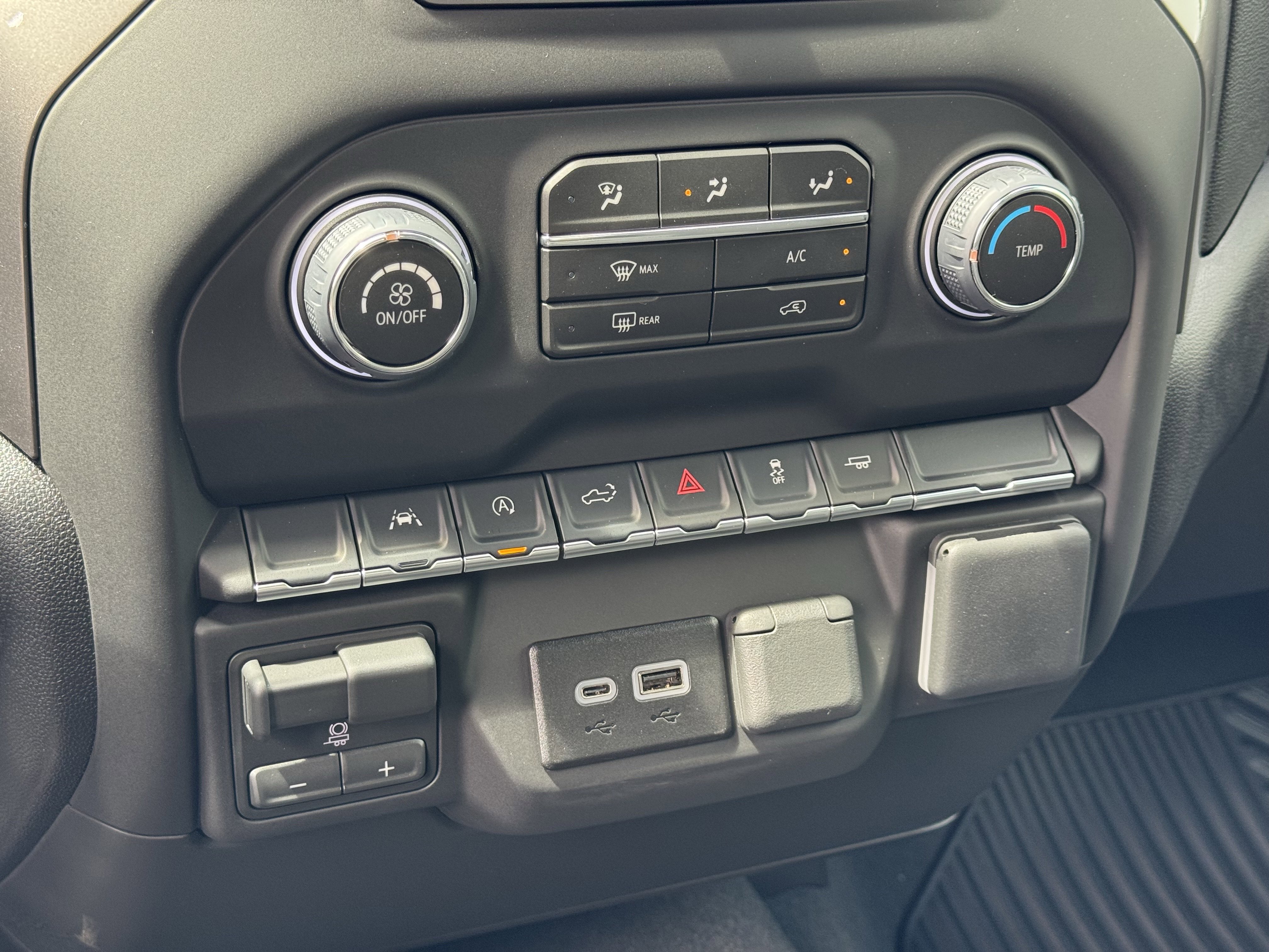 New 2026 Chevrolet Silverado 1500 Custom RWD image 23