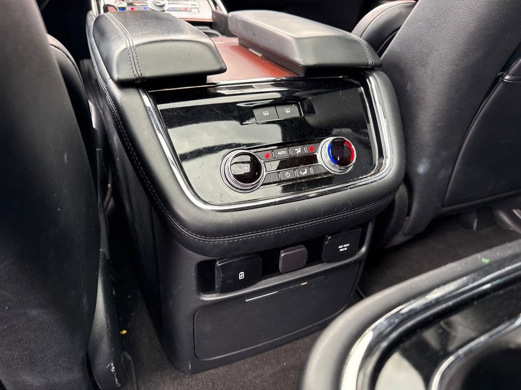 Used 2020 Lincoln Navigator L Reserve w/ Equipment Group 208A Reserve image 23