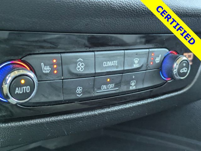 Used 2023 Buick Enclave Essence w/ Experience Buick Package image 22