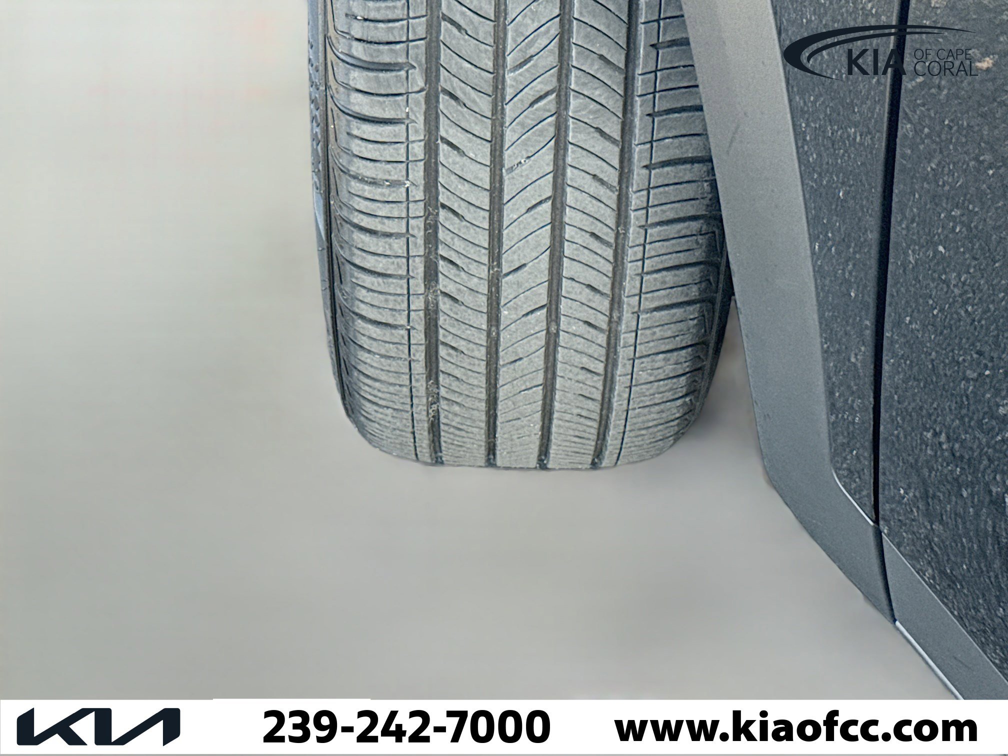 Certified 2025 Kia Seltos EX w/ EX Sunroof Package image 42